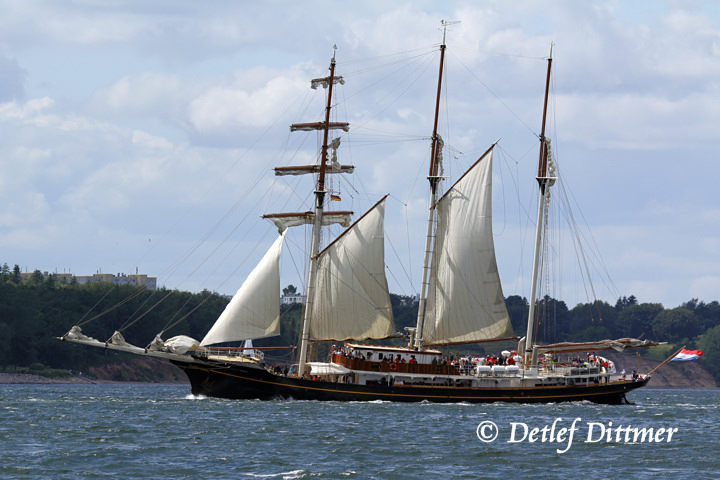 Dreimast-Toppsegelschoner Gulden Leeuw