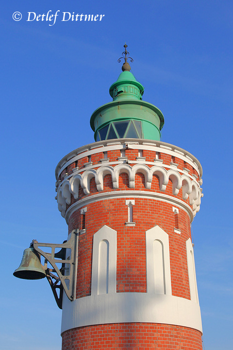 Pingelturm in Bremerhaven mit Nebelglocke