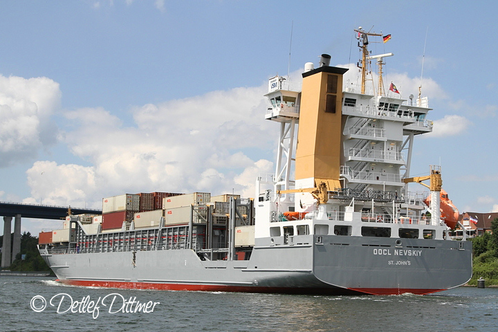 OOCL Nevskiy (Feeder / Frachtschiff)