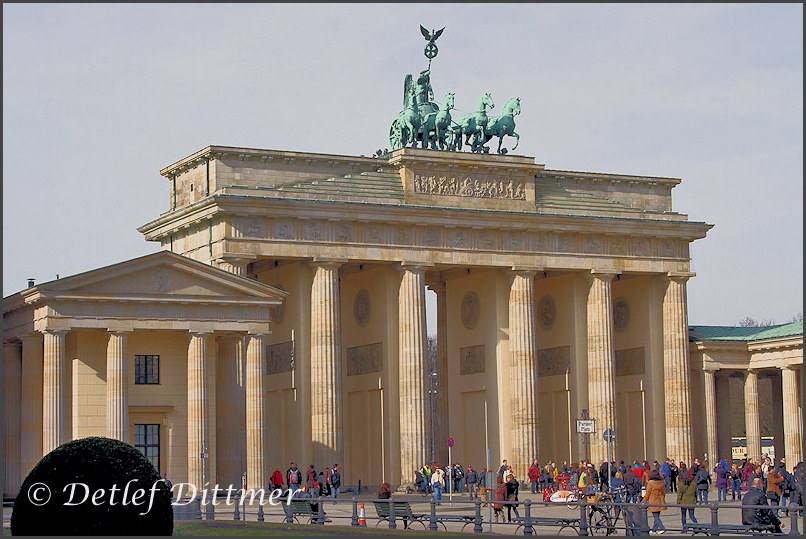 das Brandenburger Tor am Pariser Platz in Berlin