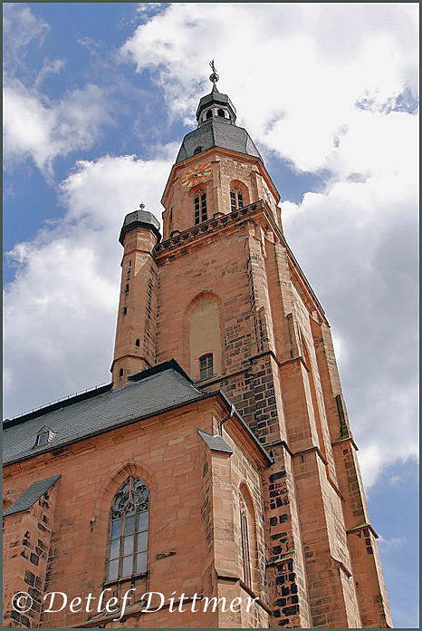 die Heiliggeistkirche in der Altstadt von Heidelberg