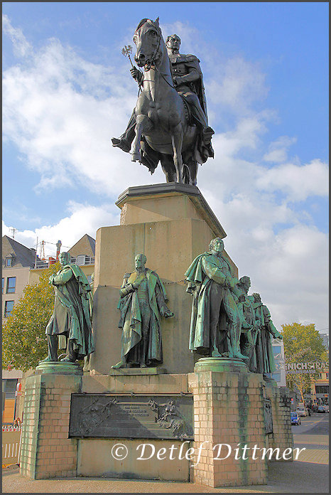 das Reiterdenkmal in Kln zeigt Friedrich Wilhelm III.