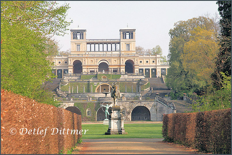 Die Orangerie im Park von Sanssouci, Potsdam